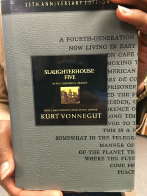 25th Anniversary Edition of Kurt Vonneguts Slaughterhouse Five.