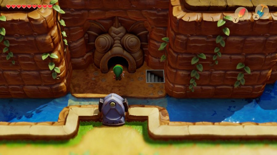 Screenshot of Link at the entrance of a dungeon in Nintendo's "The Legend of Zelda: Link's Awakening" remake.